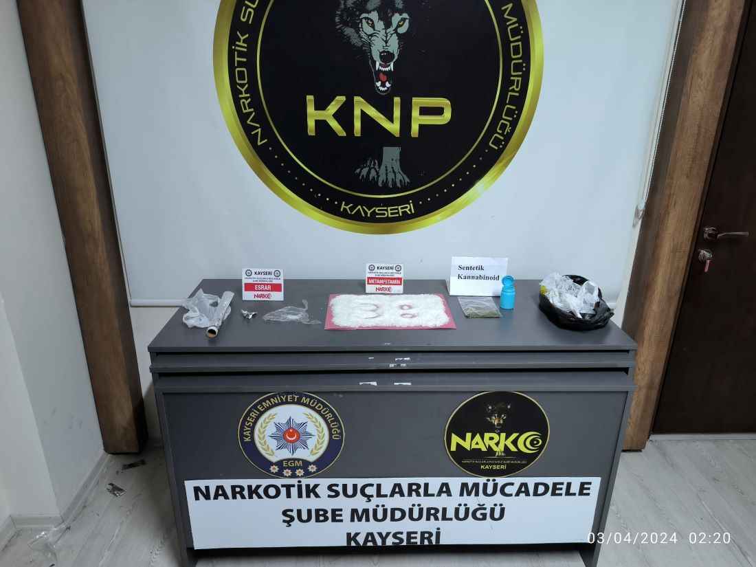 kayseride-polis-ekipleri-kentin-huzur-ve-guvenligini-saglamak-amaciyla-uyusturucu-maddeyle-mucadele-kapsaminda-onemli-operasyonlar-duzenledi