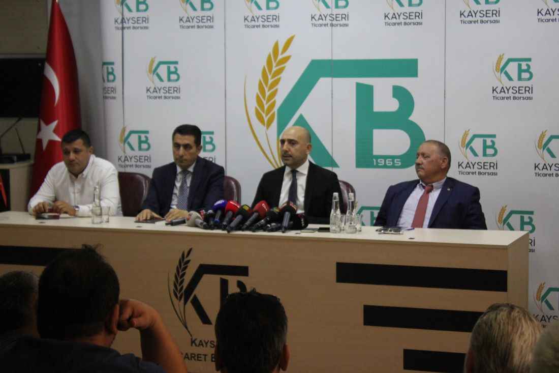 kayseri-ticaret-borsasi-kayseri-kirmizi-et-ureticileri-birligi-kayseri-kasaplar-odasi-ve-kayseri-veteriner-hekimler-odasi-tarafindan-kurbanlik-fiyatlari-ve-bayramda-alinacak-tedbirlere-iliskin-basin-aciklamasi-duzenlendi
