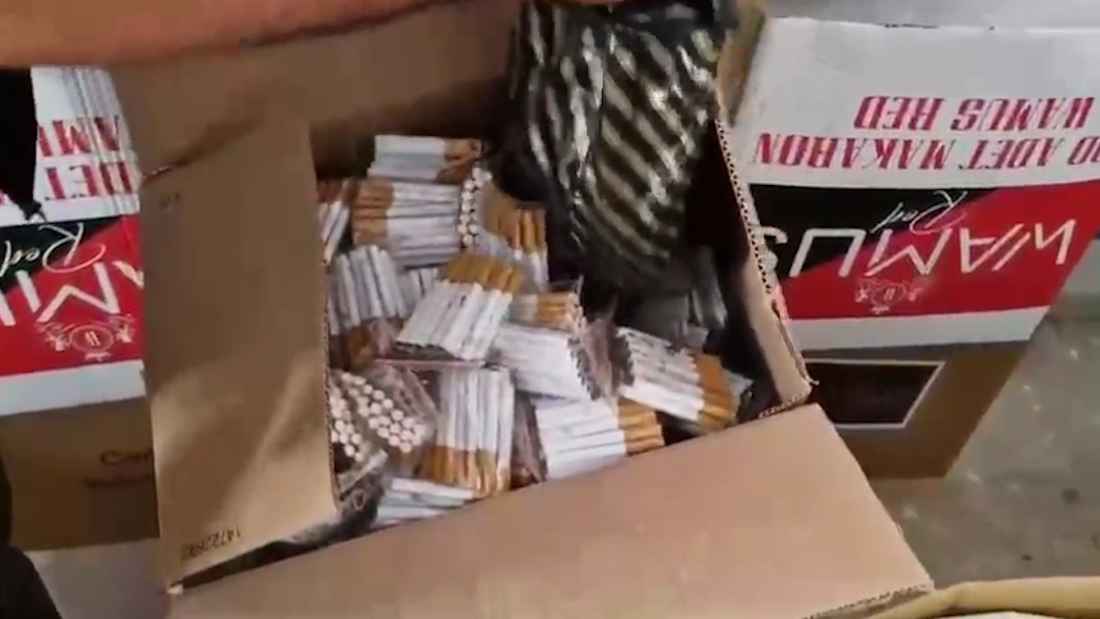 kayseride-polis-ekipleri-tarafindan-17-ekip-ile-gerceklestirilen-narko-kom-uygulamasi-kapsaminda-70-bin-600-dal-makaron-106-kilogram-kacak-tutun-750-adet-tapdk-bandrolu-ele-gecirildi