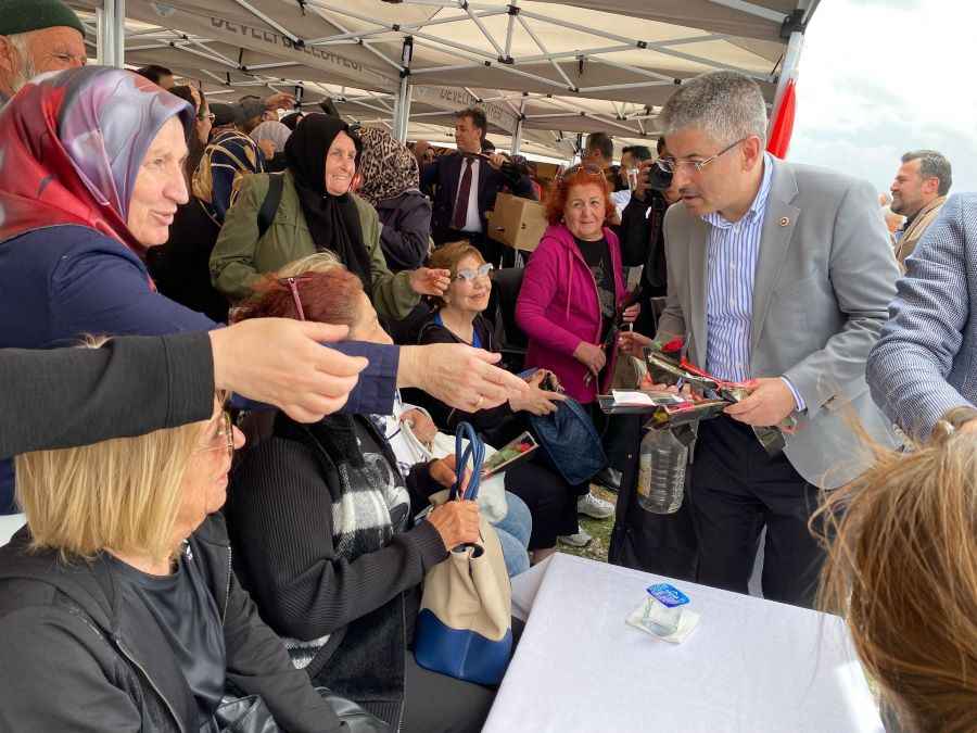 ak-parti-kayseri-milletvekili-saban-copuroglu-develi-belediyesi-tarafindan-duzenlenen-hidirellez-senliklerine-katilarak-vatandaslarla-bulustu