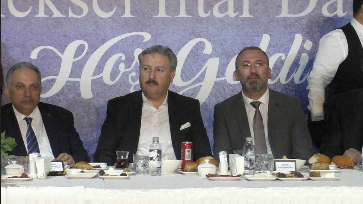kayseri-imar-ve-insaat-muteahhitleri-dayanisma-dernegi-kayimder-sektor-temsilcilerini-bulusturan-bir-iftar-programi-duzenledi