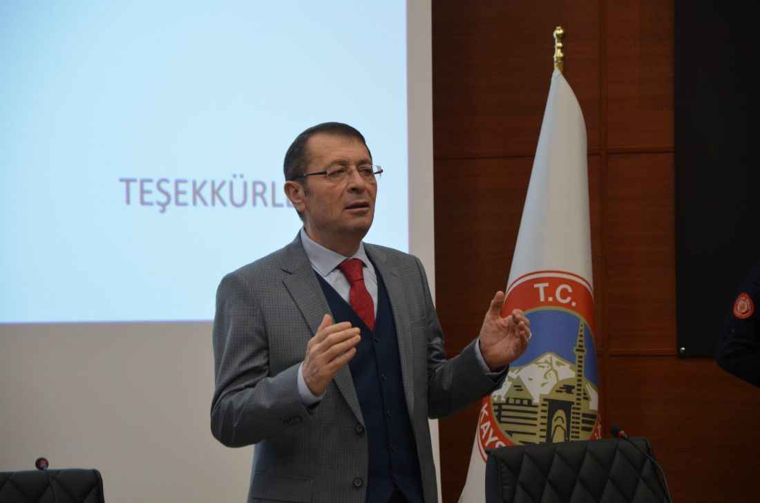 kayseri-kayseri-vali-yardimcisi-senol-esmer-gecirdigi-kalp-krizi-sonucu-yasamini-yitirdi