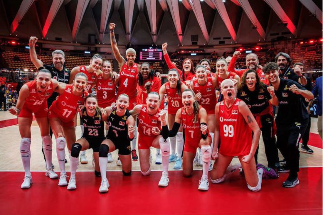 A Milli Kadın Voleybol Takımı, FIVB Dünya Şampiyonası’nda yarı final maçında Japonya'yı 3-1 mağlup ederek finale yükseldi.