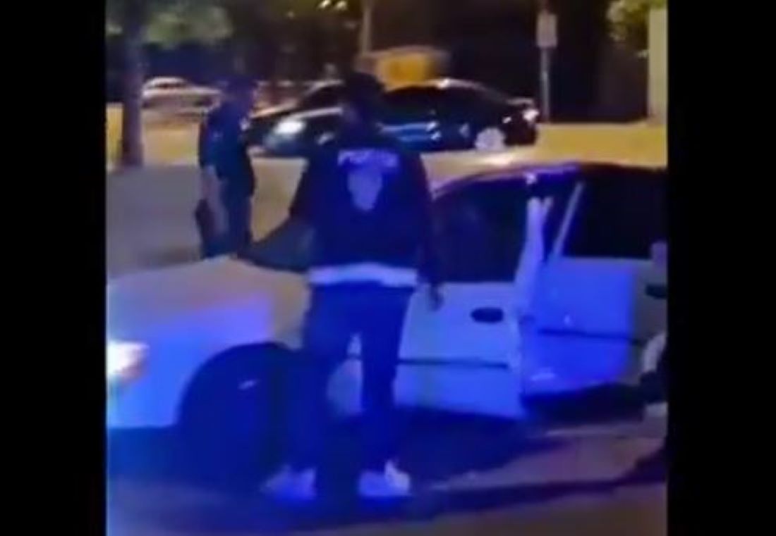 Kayseri İl Emniyet Müdürlüğü ekipleri tarafından düzenlenen Huzur-38 operasyonunda 55 aranan şahıs yakalandı, ruhsatsız silahlar ve çalıntı araçlar ele geçirildi.