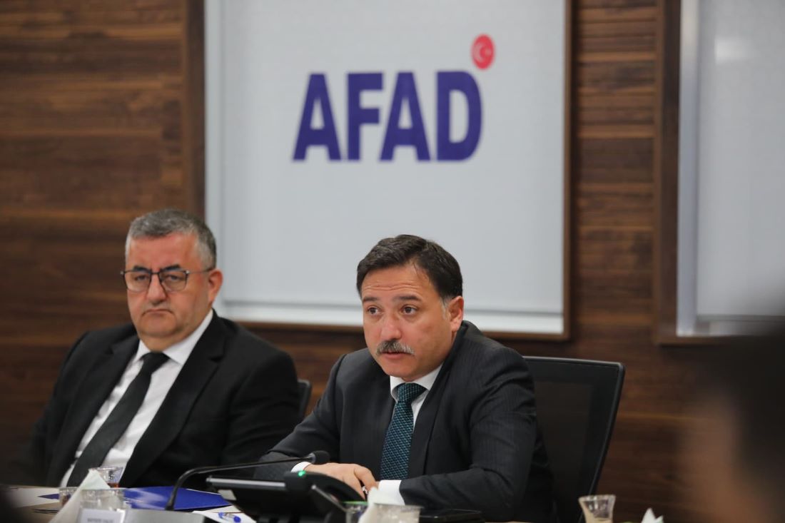 Kayseri Sondakika ... Kış Tedbirleri Koordinasyon Kurulu Toplantısı Kayseri Valisi Gökmen Çiçek Başkanlığında Gerçekleştirildi