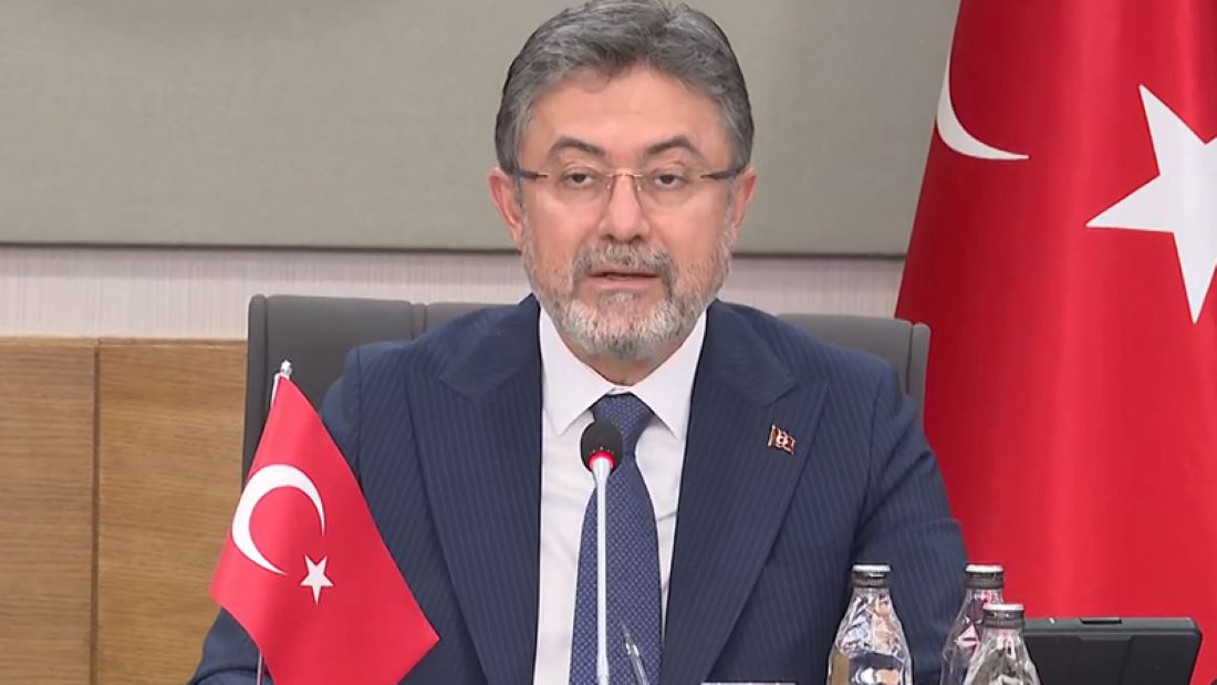 Tarım ve Orman Bakanı İbrahim Yumaklı, Ekim ayında ülke genelinde 125 bin 572 gıda denetimi yapıldığını açıkladı. Mevzuata aykırı hareket eden 2 bin 125 işletmeye toplam 157 milyon 882 bin 731 lira ceza kesildi.