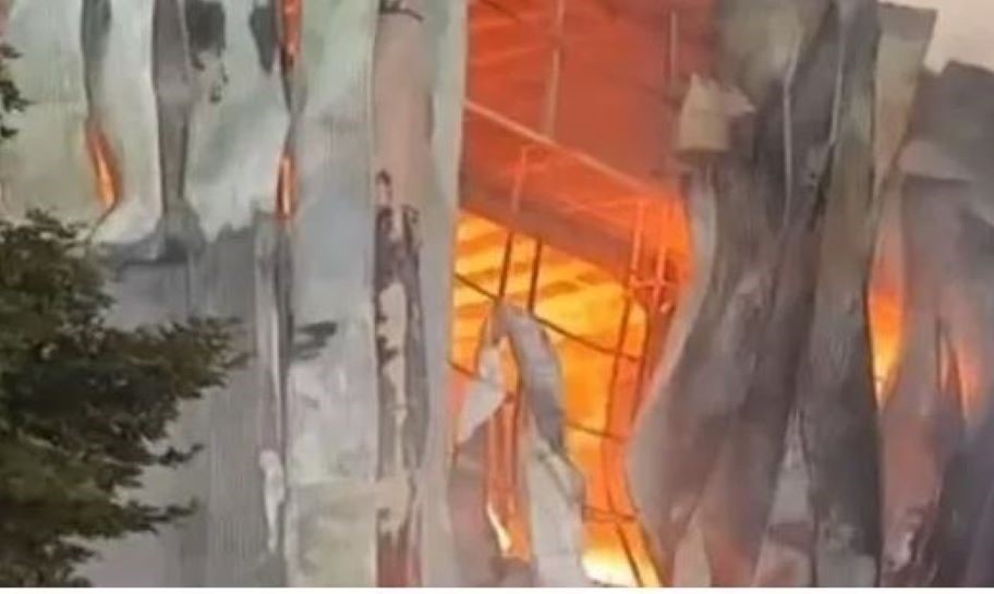 Çalışma ve Sosyal Güvenlik Bakanlığı, Kocaeli’de 6 kişinin öldüğü patlamayla ilgili 7 kişiyi açığa aldı.