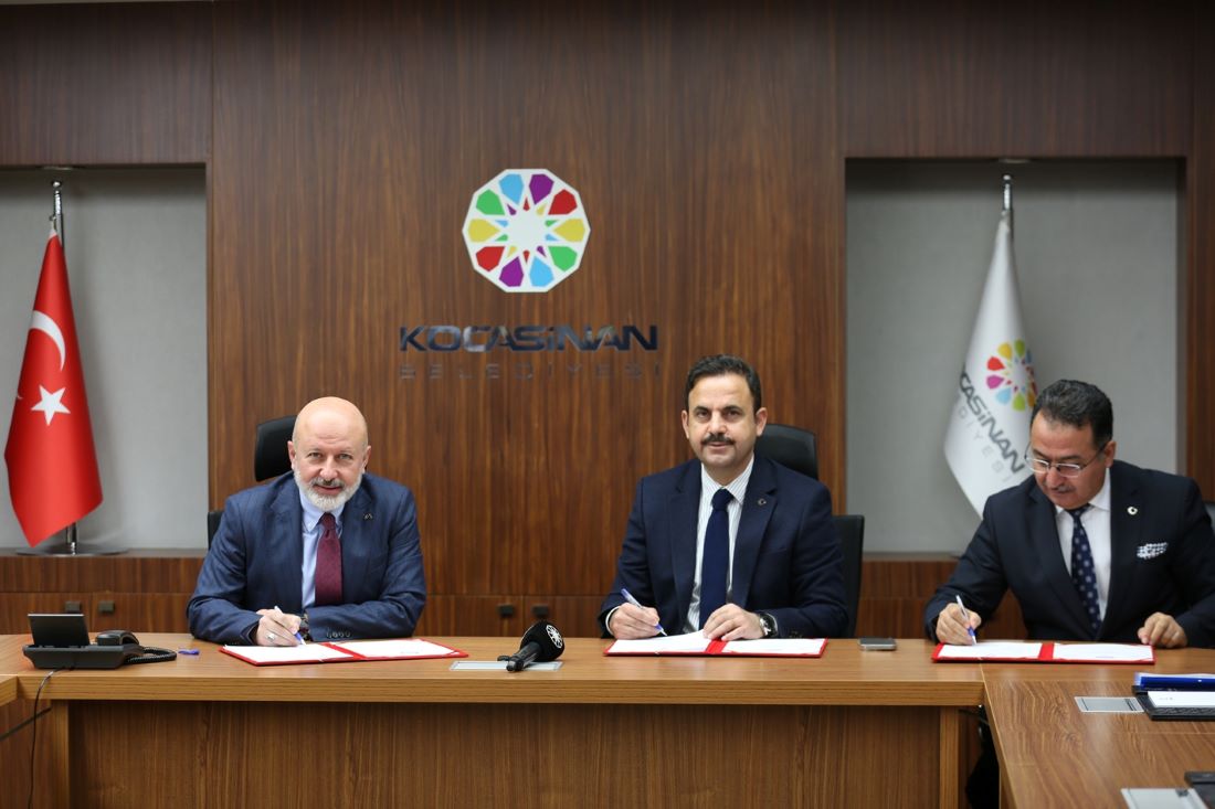 Kocasinan Belediyesi, ihtiyaç sahibi ilkokul ve ortaokul öğrencilerinin sağlıklı beslenmesi ve eğitimde fırsat eşitliğinin artırılması amacıyla “Kahvaltı Desteği Projesi”ni hayata geçiriyor.