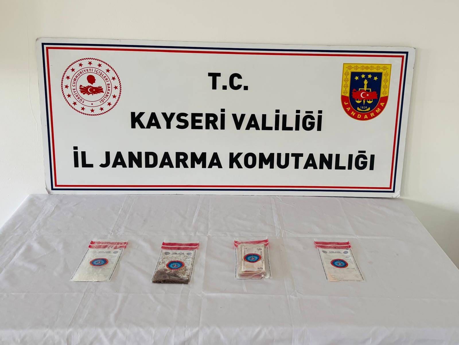 15 Yıl 6 Ay Hapis Cezası Bulunan Hükümlü Uyuşturucuyla Yakalandı