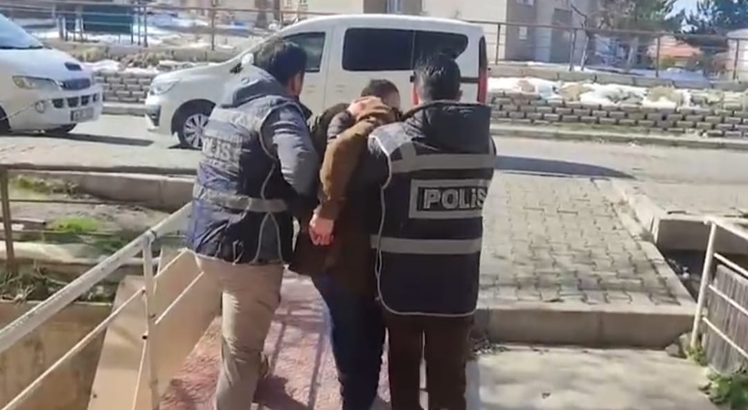 Kayseri'de Firari Hırsız Paketlendi!  14,5 yıl hapisle aranan hükümlü cezaevinde