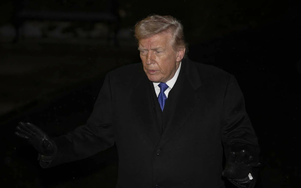 Trump’a Soğuk Duş! Yuhalanmalar Arasında Konuşmaya Çalıştı