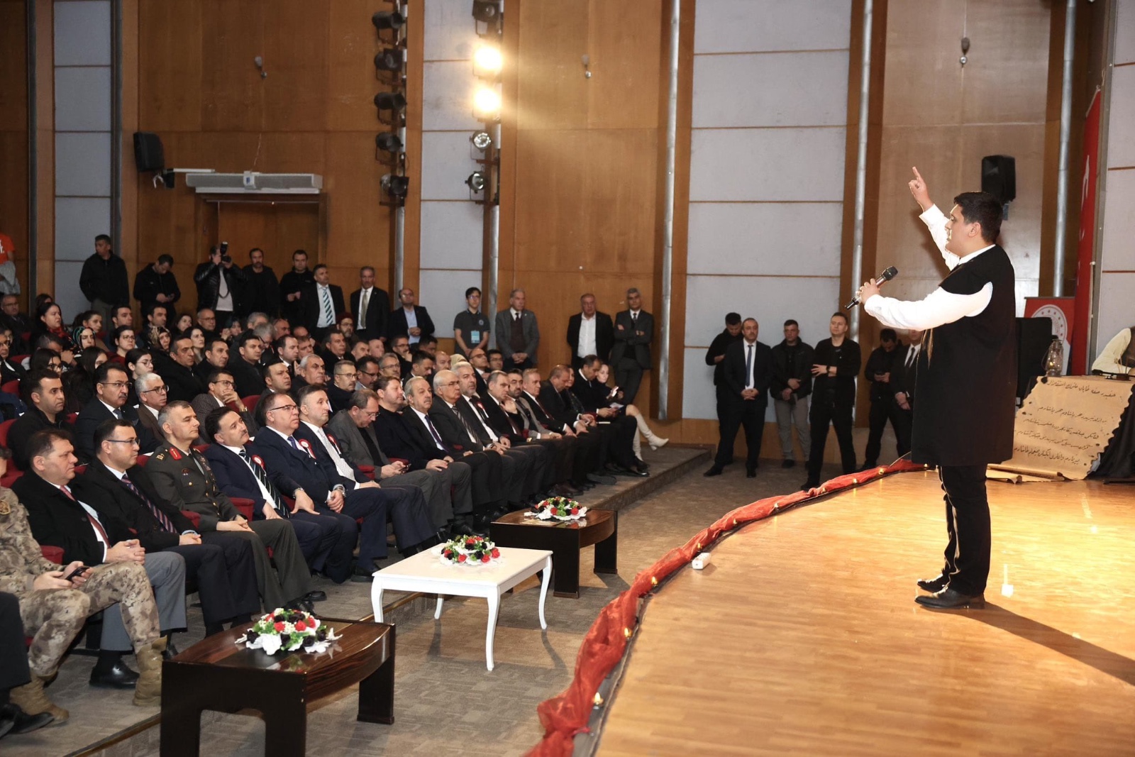 Kayseri’de İstiklal Ruhu: Mehmet Akif Ersoy Saygıyla Anıldı!