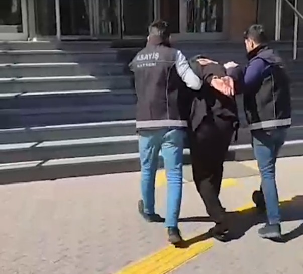 Kasten Yaralama Suçundan 15 Yıl Hükümlü Şahıs, Polis Operasyonuyla Enselendi