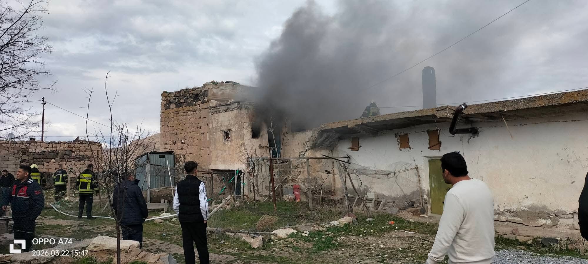 Son Dakika... Kayseri Yemliha'da Müstakil Evde Yangın Paniği