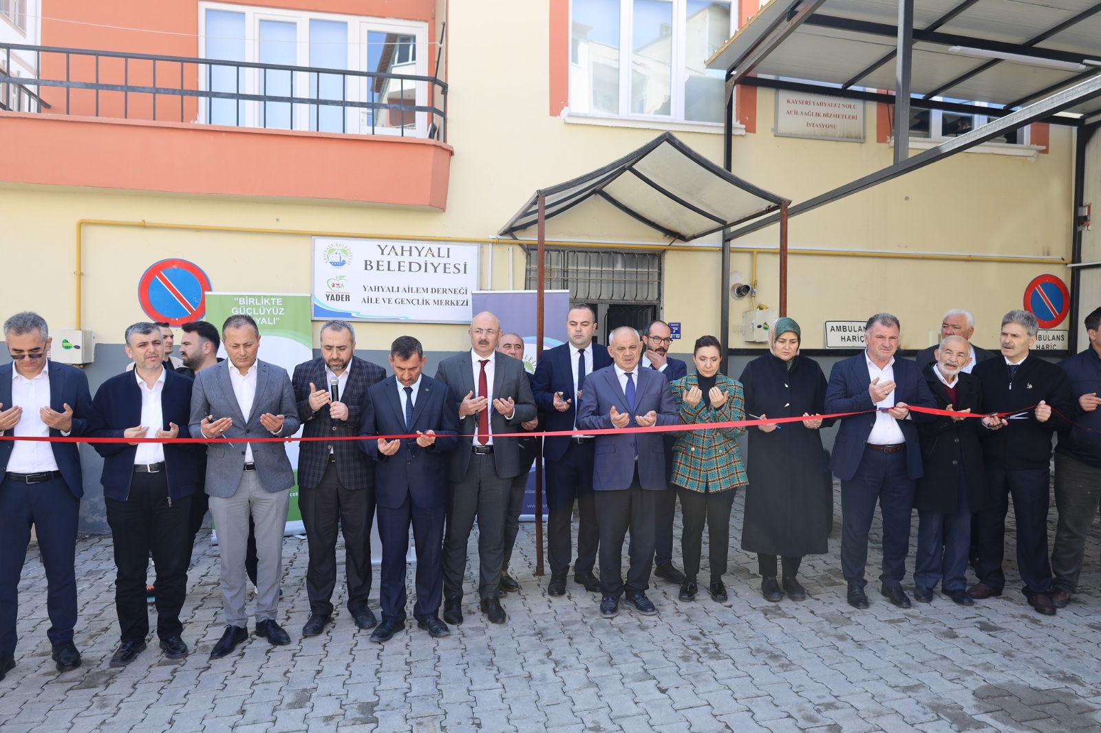 Yahyalı Ailem Derneği Törenle Açıldı
