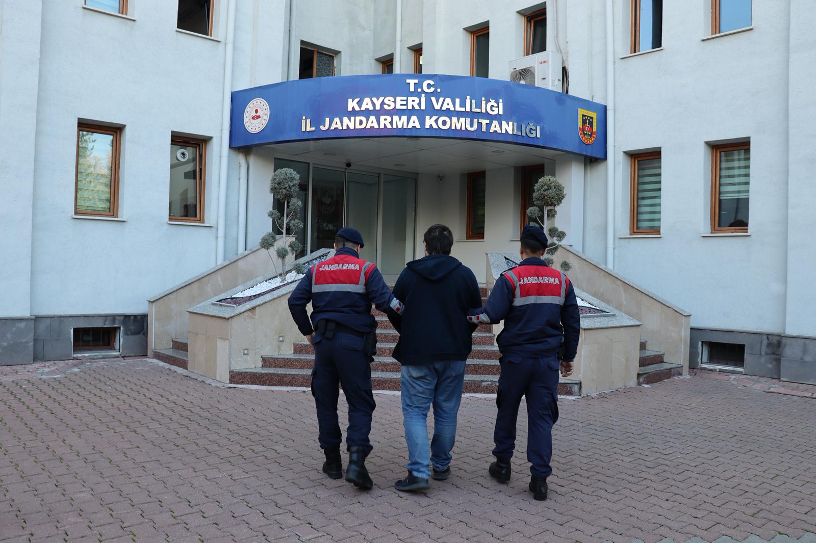 KAYSERİ MELİKGAZİ’DE DEAŞ OPERASYONU: ÖRGÜT ÜYESİ KISKIVRAK YAKALANDI!
