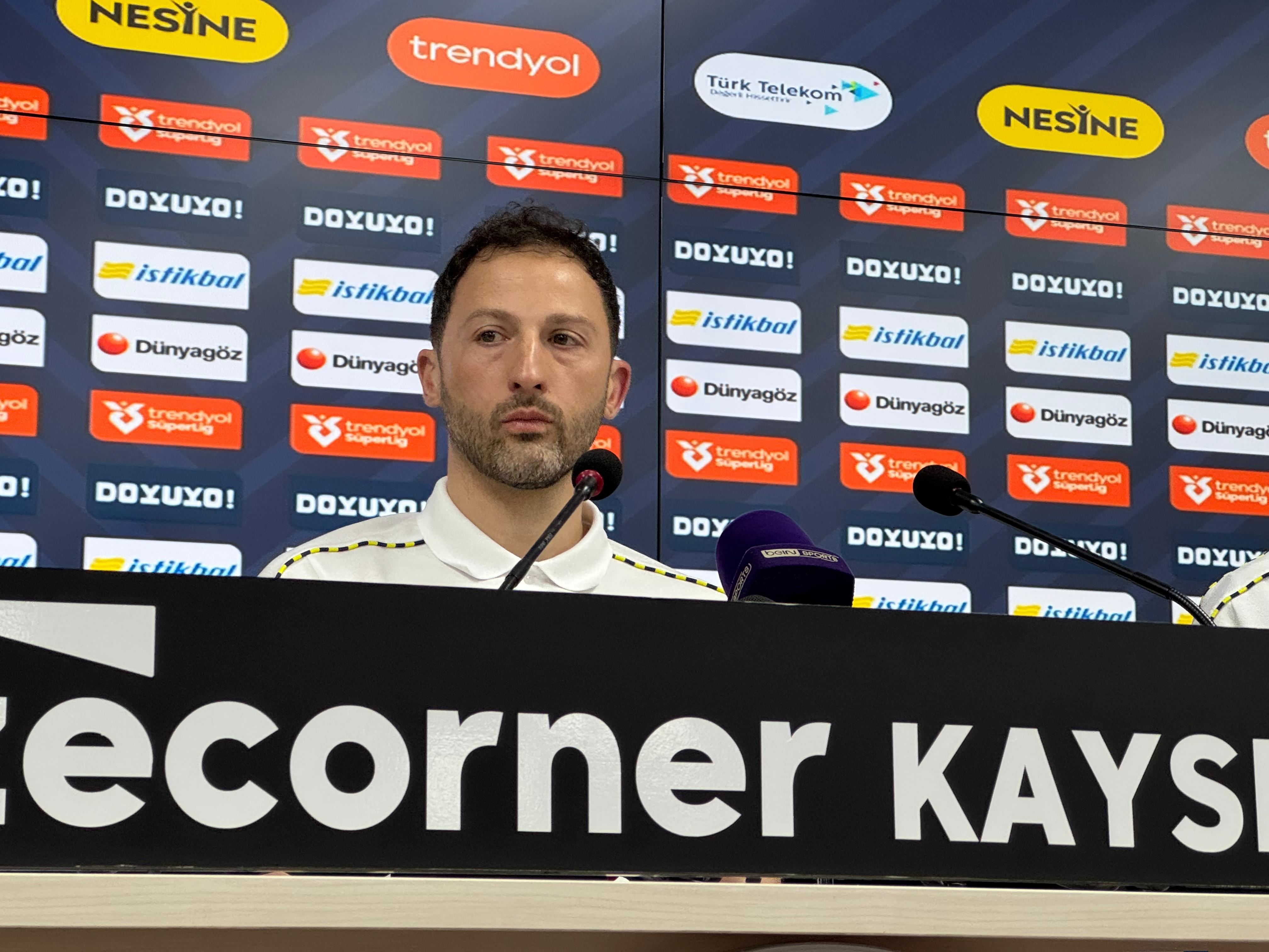 Fenerbahçe Teknik Direktörü Tedesco’dan Kayserispor yorumu: “Küçük takım gibi oynadılar”