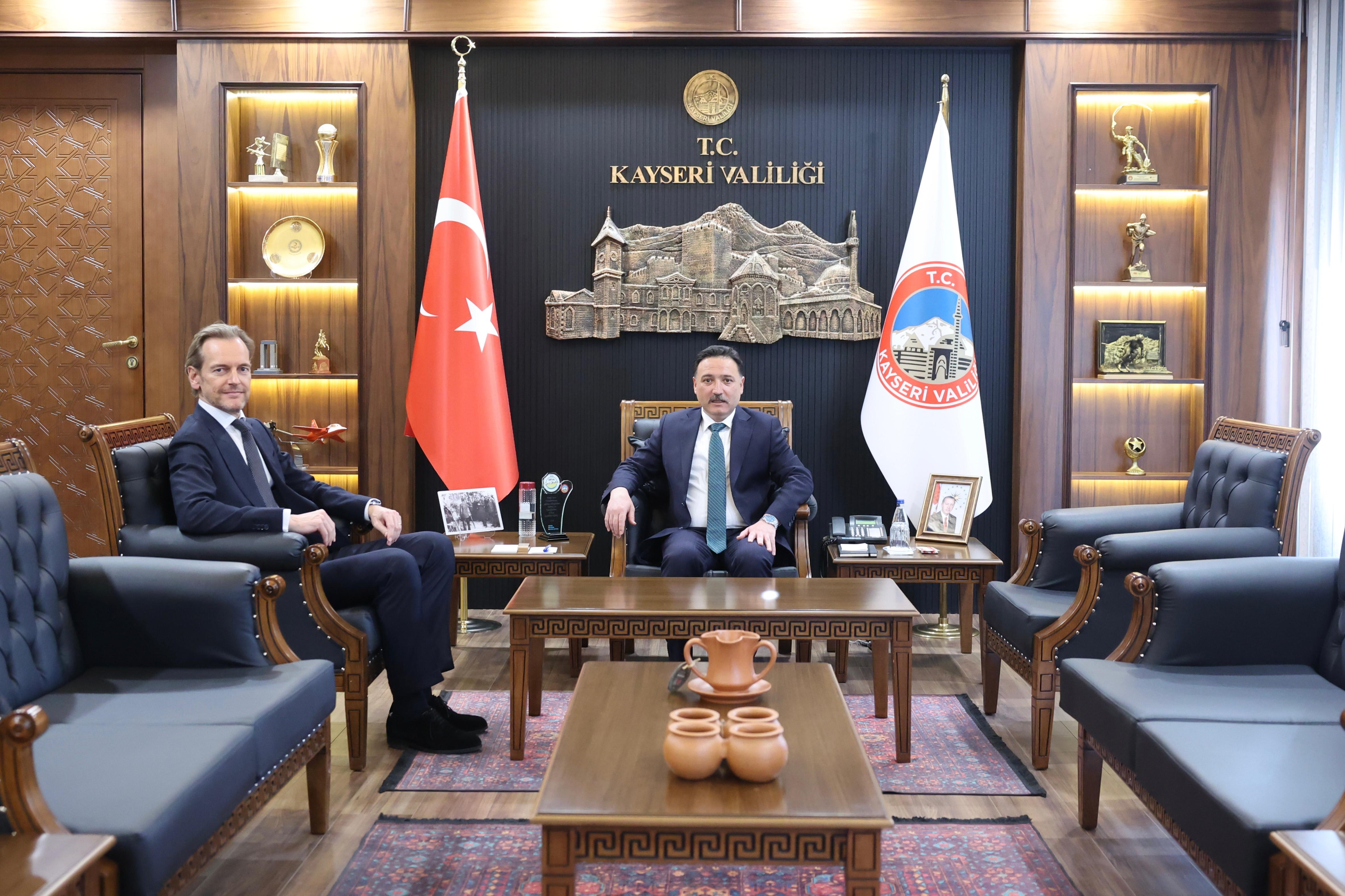 Belçika Büyükelçisi’nden Kayseri Valisi Gökmen Çiçek’e Ziyaret