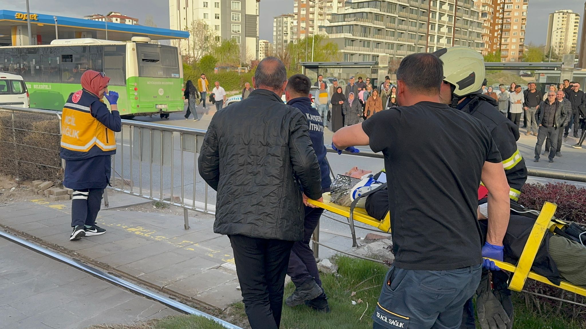 Son Dakika... Kayseri'de tramvayın çarptığı kadın yaralandı