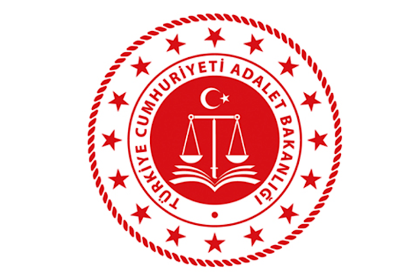Klavye Delikanlılarına  Yargı Kıskacı: Adalet Bakanlığı Düğmeye Bastı!