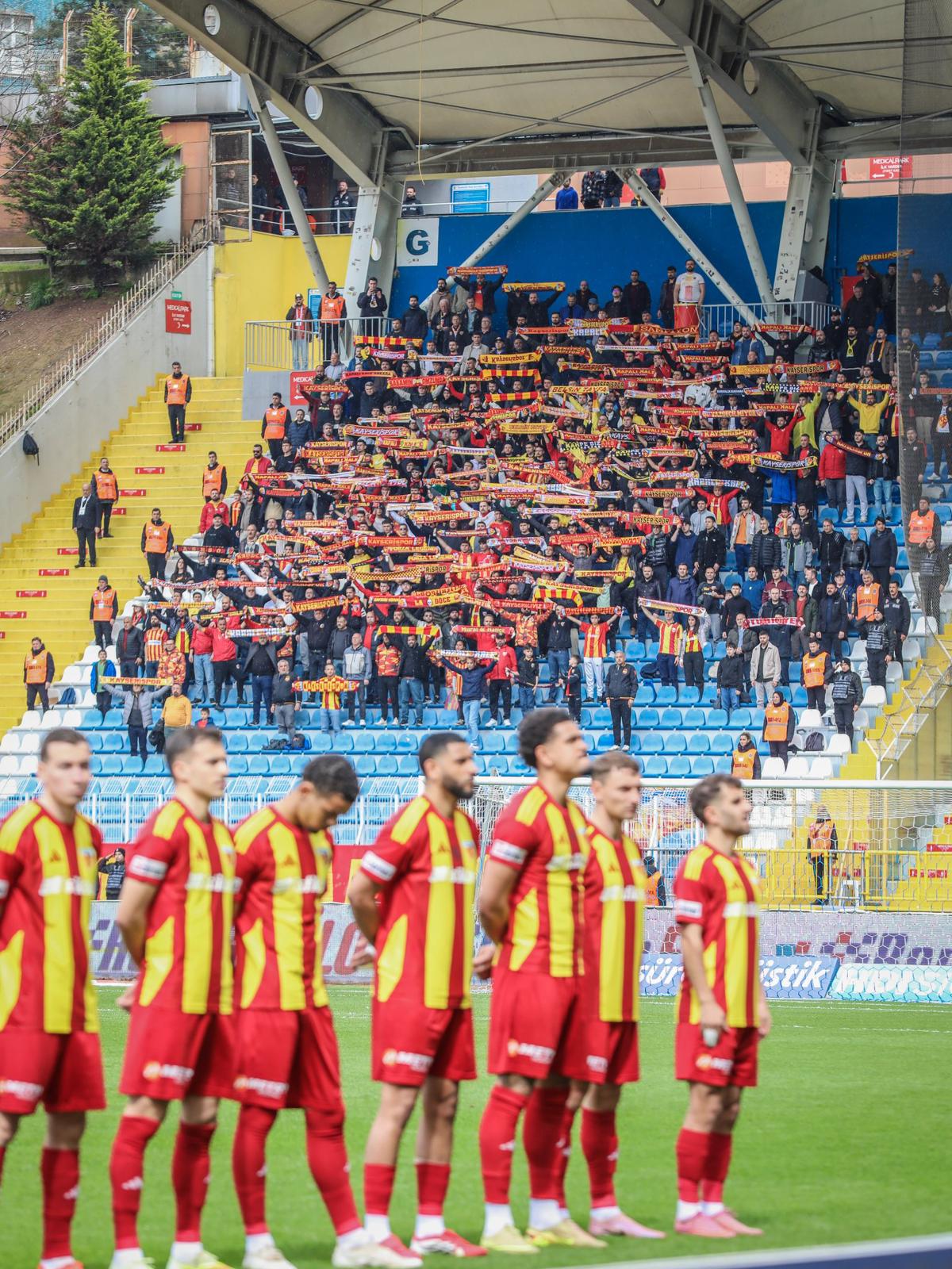 STADYUMDA YERİNİ AL, TAKIMINA SAHİP ÇIK! Kayserispor Taraftarına Biletler Ücretsiz