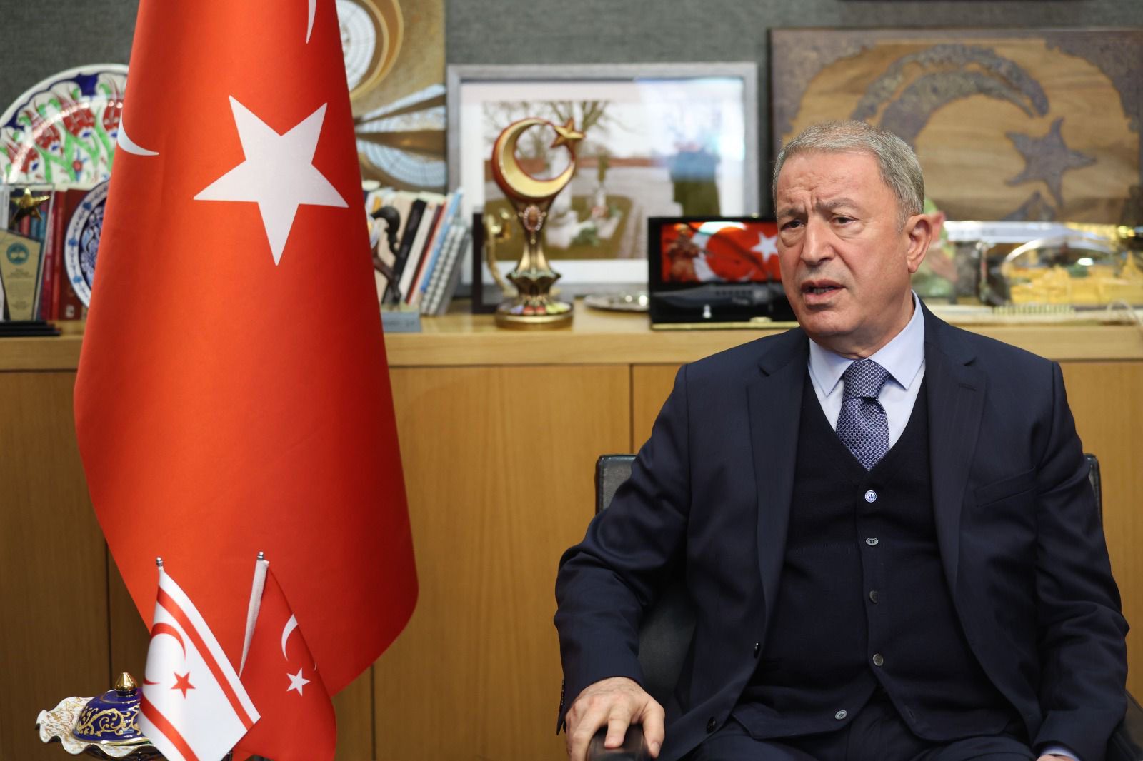 HULUSİ AKAR’DAN AVRUPA’YA SERT MUHTIRA: "İŞGALCİ DEĞİL, GARANTÖRÜZ!"