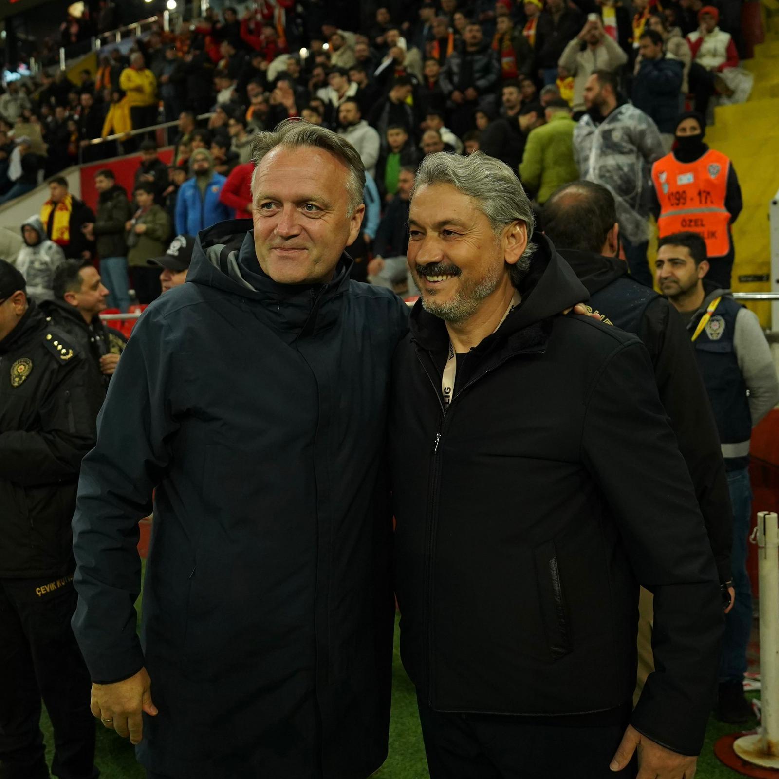 Süper Lig ekibimiz Kayserispor, sahasında karşılaştığı Eyüpspor ile 1-1 berabere kaldı