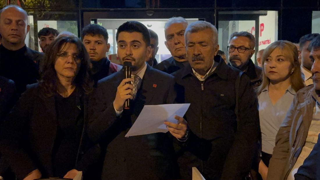 CHP’li Gözbaşı: “CHP’yi Kimin Yöneteceğine Darbeciler Değil, Millet Karar Verir”