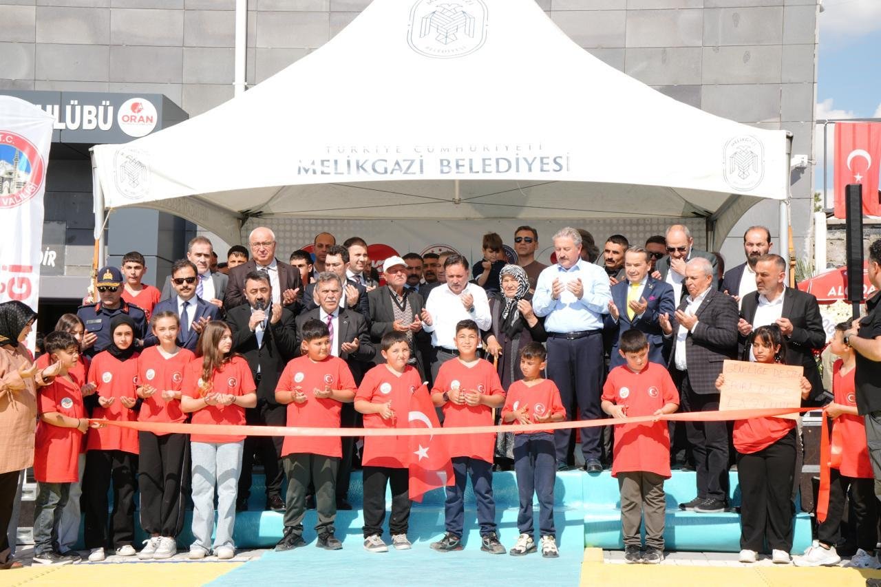 Kayseri'de 70'inci ERVA Spor Okulu Ağırnas'ta Açıldı