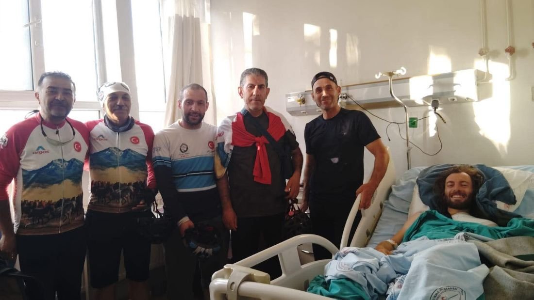 14 Aylık Dünya Turunda Talihsiz Kaza! Fransız Bisikletçi Bünyan’da Yaralandı