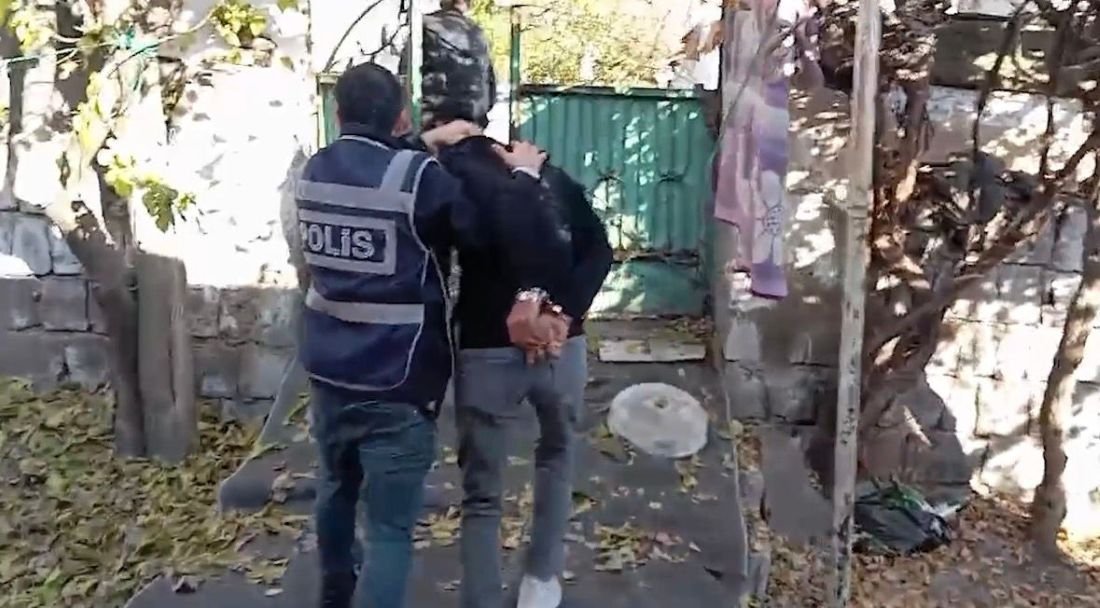Kayseri'de "Şehit Murat Akpınar-8" Operasyonu: 95 Firari Yakalandı