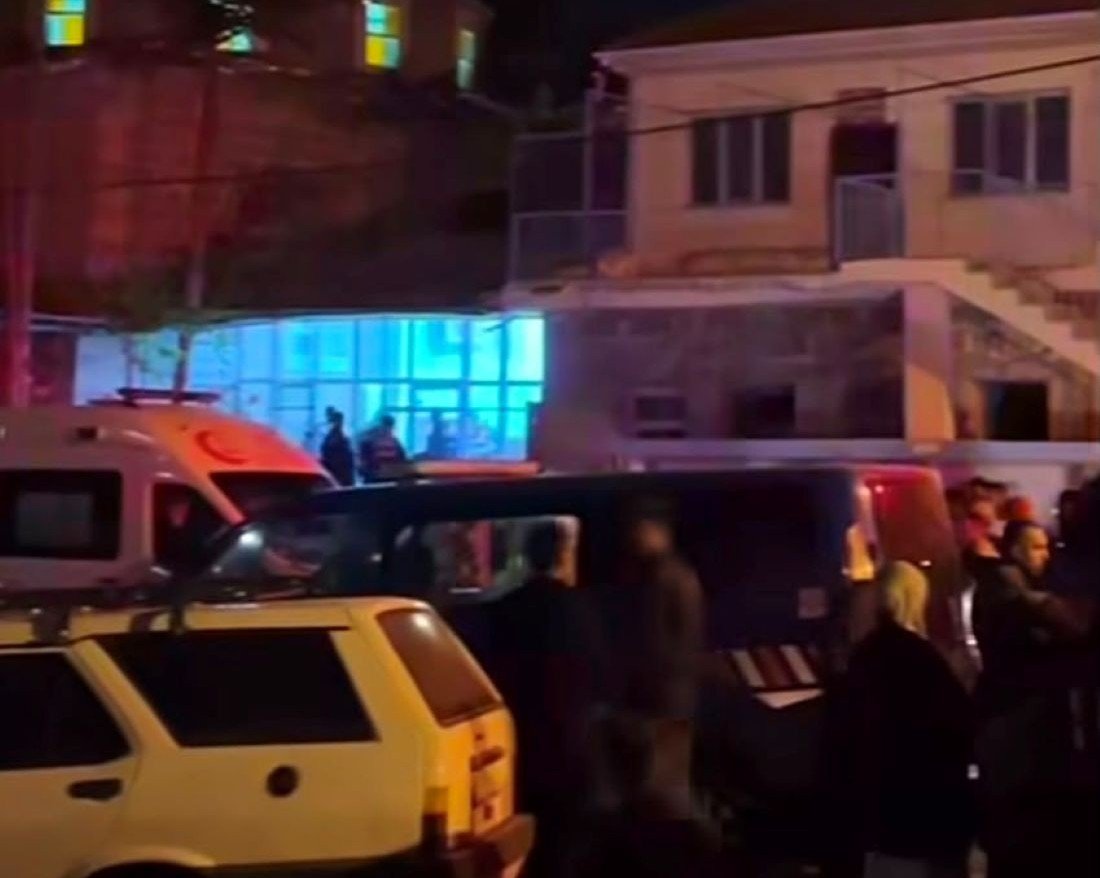 Kayseri'de Camide Bıçaklı Kavga: 2 Kişi Hayatını Kaybetti