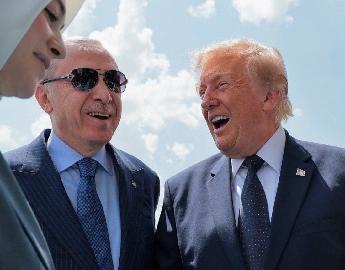 ABD Başkanı Trump Türkiye'de! Cumhurbaşkanı Erdoğan Havalimanında Karşıladı