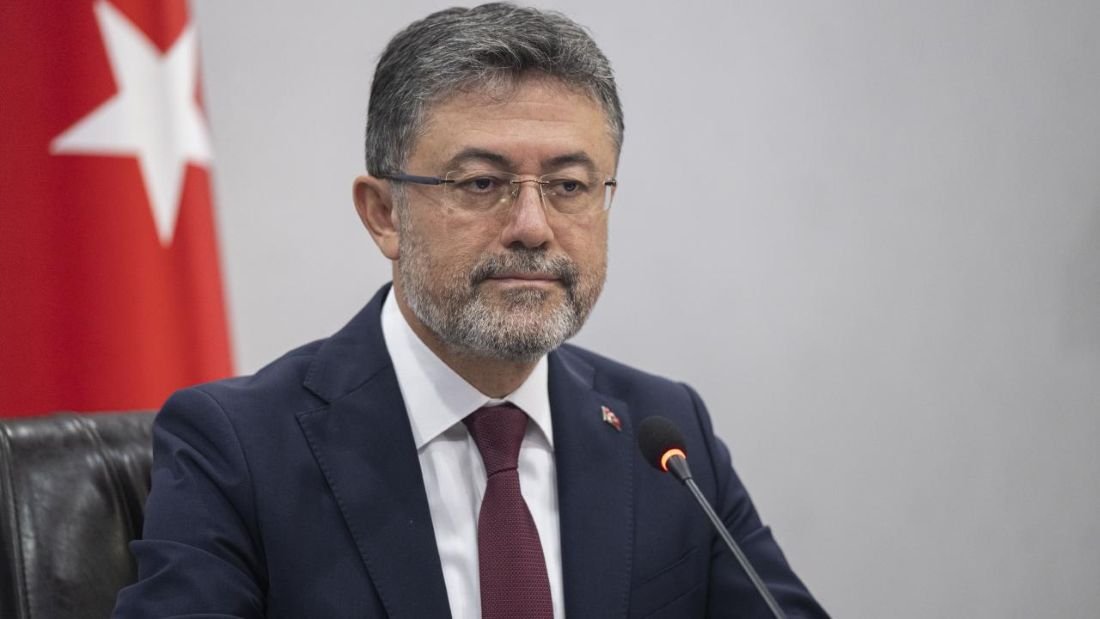 Tarım ve Orman Bakanı Yumaklı Son Durumu Paylaştı! 169 Yangının 163'ü Kontrol Altında