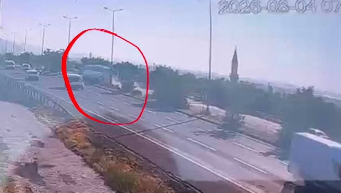 İncesu'da Feci Kaza! Otobüsün Devrildiği Anlar Saniye Saniye Kaydedildi