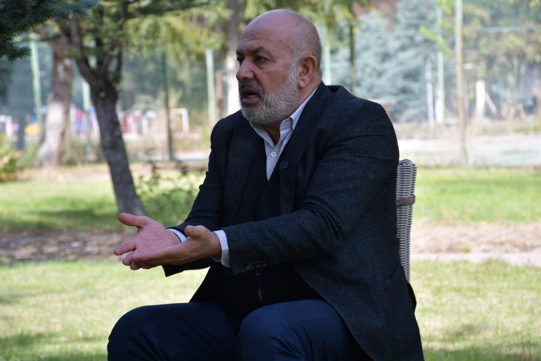 Kayserispor Başkanı Ali Çamlı’dan German Onugkha’ya Sert Sözler: “Kayseri’nin Sokaktaki İti Ondan Daha Değerli”