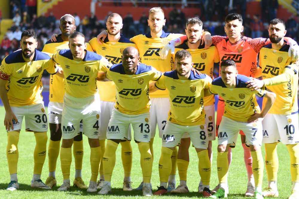 kayserispor-super-ligin-27nci-haftasinda-konuk-ettigi-mke-ankaragucunu-ikinci-yarida-buldugu-3-golle-birlikte-3-2-maglup-etti-ikinci-galibiyetini-alan-kayserispor-haftayi-35-puanla-kapatti