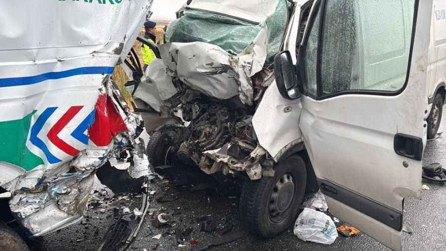 aksaray-il-jandarma-komutanligi-emrinde-gorev-yapan-jasbcvs-kemal-ozgur-ve-httpuzmjvikadcvs-arif-ozdemir-gorevli-olduklari-devriye-aracina-bir-minibusun-arkadan-carpmasi-sonucu-sehit-olmuslardir