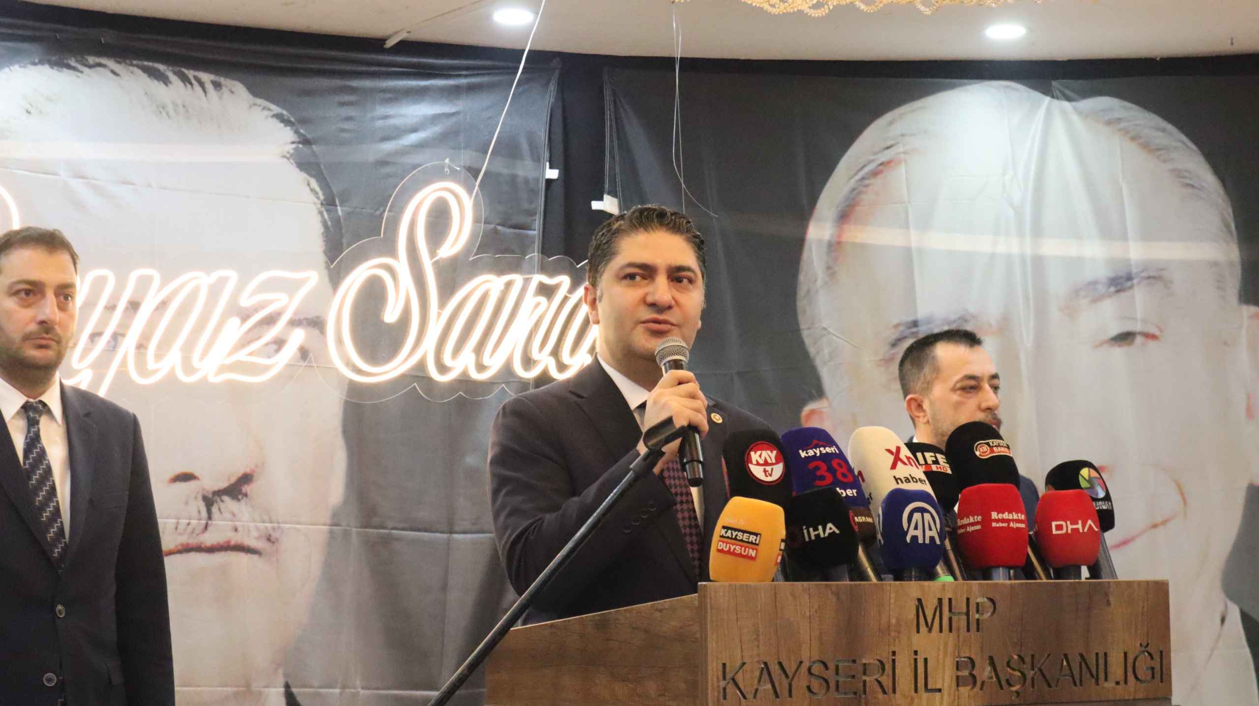mhp-genel-baskan-yardimcisi-ve-kayseri-milletvekili-ismail-ozdemir-mhp-kocasinan-ilce-teskilatinin-iftar-programinda-yaptigi-konusmada-terorsuz-turkiye-hedefinin-hem-ulkenin-ic-huzurunu-guclendirecegini-hem-de-bolgede-baris-ve-istikrara-katki-saglayacagini-soyledi
