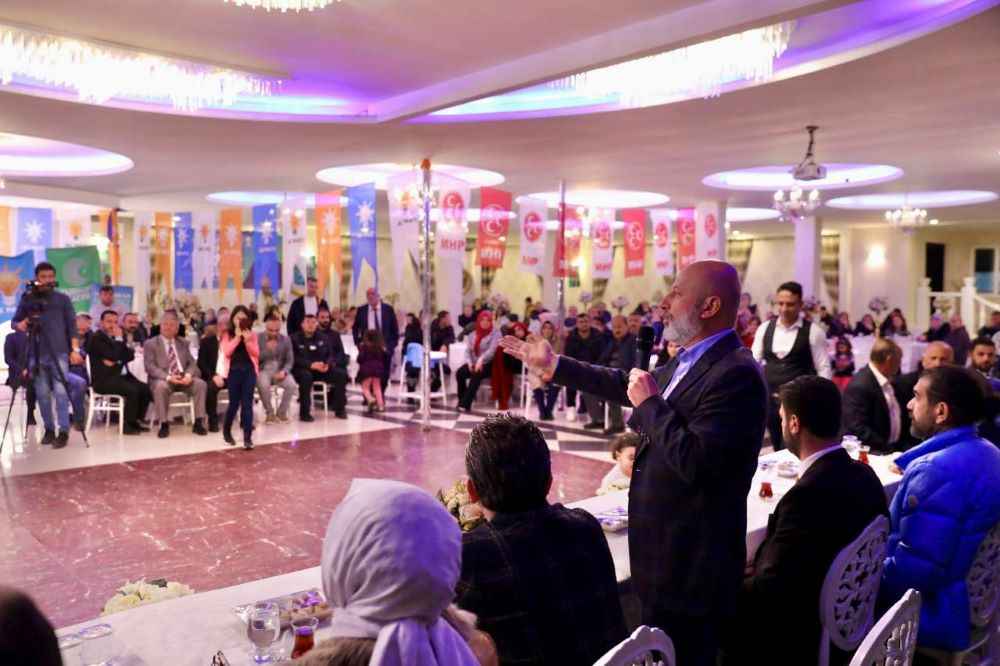 kocasinan-belediye-baskani-ve-baskan-adayi-ahmet-colakbayrakdar-erkilette-mujde-ustune-mujde-verdi