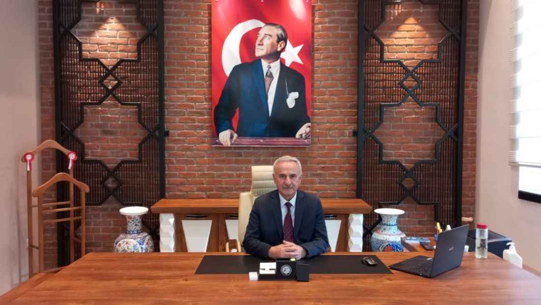 kocasinan-ilce-milli-egitim-muduru-adnan-golluoglu-emekliye-ayrildi-kocasinan-ilce-milli-egitim-muduru-olarak-vekaleten-erkan-cicek-atandi