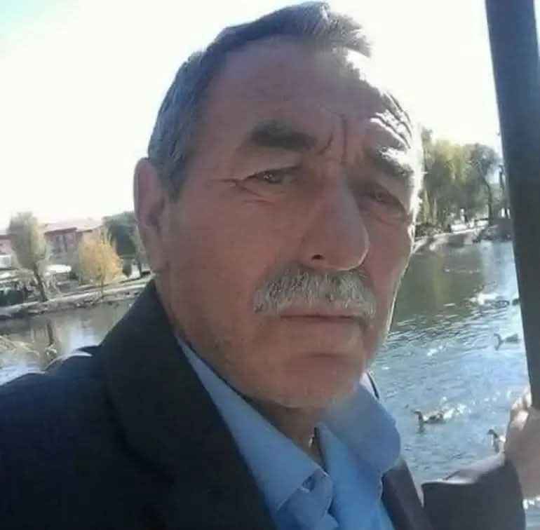 son-dakika-tomarzada-maddi-hasarli-kazanin-ardindan-kacmaya-calisan-minibus-surucusu-yayalara-carpti