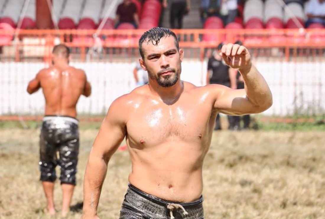 663uncu-tarihi-kirkpinar-yagli-gureslerinde-yusuf-can-zeybek-ust-uste-2-kez-baspehlivan-oldu