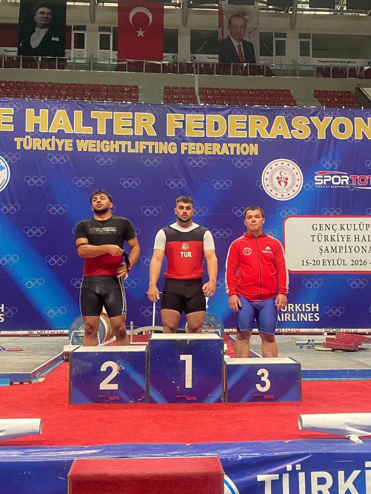 konyada-duzenlenen-gencler-kulupler-turkiye-halter-sampiyonasinda-mucadele-eden-kayserili-sporcu-rasit-efe-eslik-95-kilogram-sikletinde-toplam-271-kilo-kaldirarak-turkiye-ucunculugunu-elde-etti