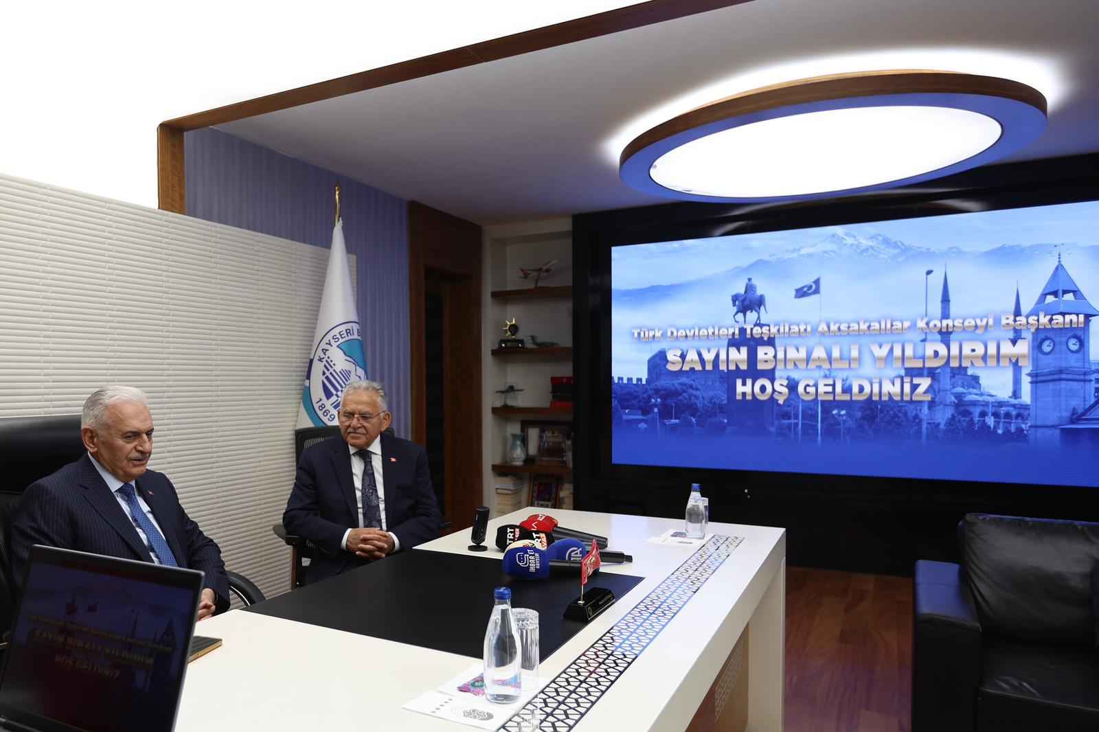eski-basbakan-ve-turk-devletleri-teskilati-aksakallar-konseyi-baskani-binali-yildirim-cesitli-programlara-katilmak-uzere-kayseriye-geldi