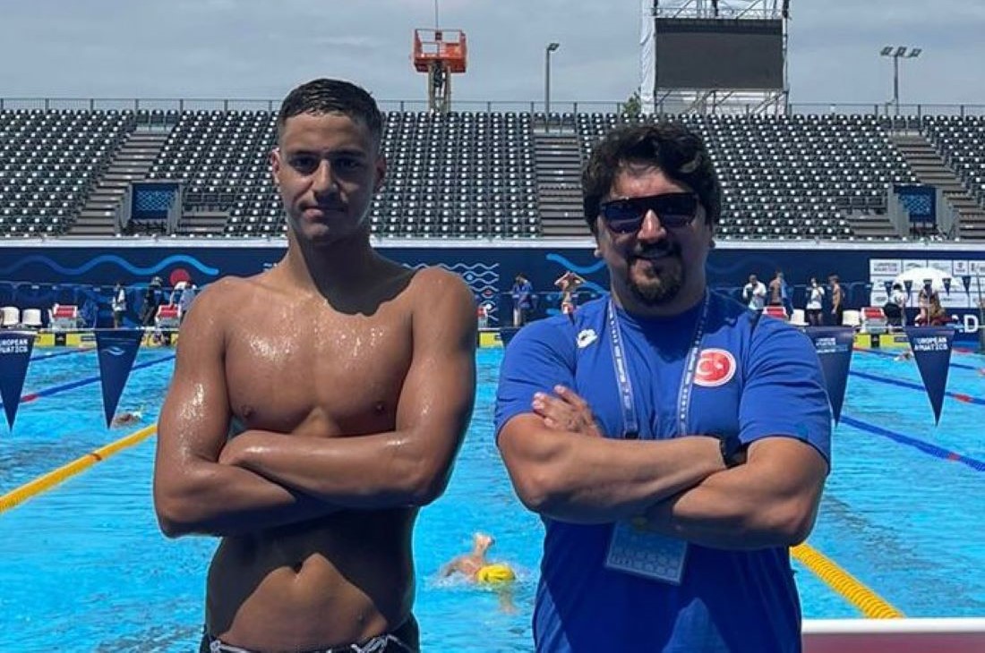 Türkiye Olimpiyata Hazırlık Merkezi (TOHM) Kayseri Yüzme takımı sporcusu Muhammed Yusuf Özden Sırbistan’ın başkenti Belgrad’da düzenlenen Avrupa Yüzme Şampiyonası’nda 800 metre serbestte finalde yarışacak.